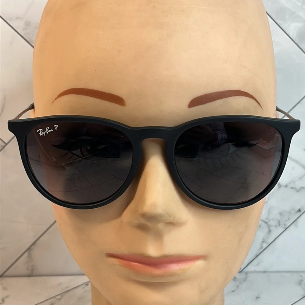 Ray-Ban Black Frame Polarized Sunglasses with Dark Gray Lenses